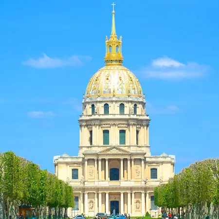 Stunning Near Eiffel Tower Apartmán