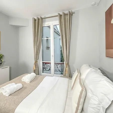 Eiffel Tower - For 4 Appartement