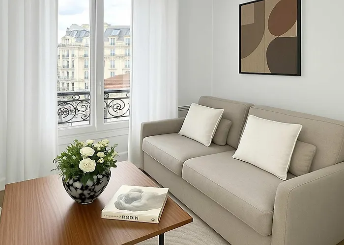 شقة Eiffel Tower - For 4 باريس