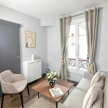 Eiffel Tower - For 4